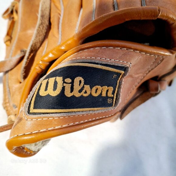 Wilson George Brett Pro-Lock Web Baseball Glove A 2250 - Picture 2 of 9